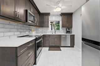 5 Min to Sanibel 10 Min to FM Beach 4BR Oasis - 4