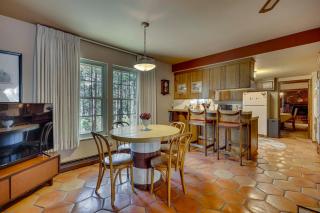 5 Mi to Castlewood Canyon Grandmas House - 4