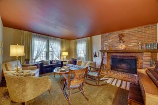 5 Mi to Castlewood Canyon Grandmas House - 5