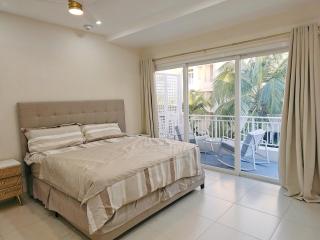 Exquisite Barbados Townhome - 6
