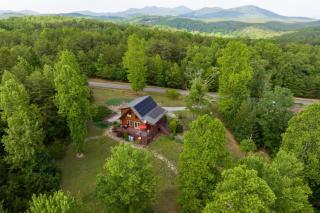 Solar powered log cabin with mountain views, 3acres - 4