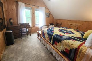 Solar powered log cabin with mountain views, 3acres - 6