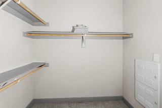 Pool, Central, Near Airport, Mini-Golf, Large space, Gym, Parking - 8