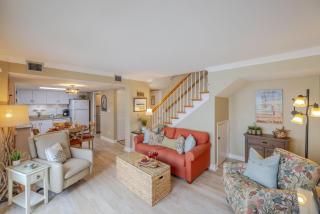 A Wave From It All at Pinnacle Port - 0