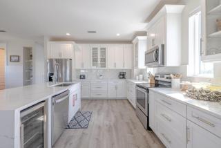 The Surf Hut - Panama City Beach - 2