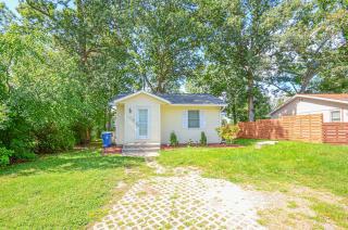 Lake Life Meets City Vibes - 6