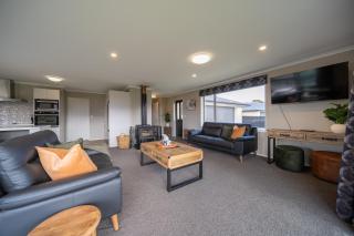 Fiordland Vista Lodge - Te Anau Holiday Home - 4