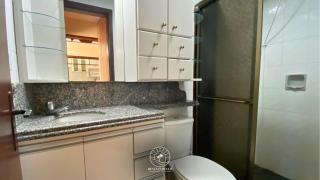 Apto central em Torres - Apenas 250 mts do mar - Ar condicionado - TV Smart - Wifi - Roupa de cama e Banho - Garagem - Cozinho completa - Aceita Pet - 2