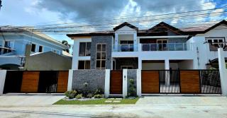 CozyNest Luxury Smart Pool Villa - 0