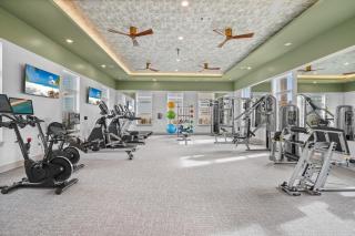 New 5 Star House with Pool & Heated Spa-Mins to Cleveland Clinic Tradition- HCA Hospital - 8