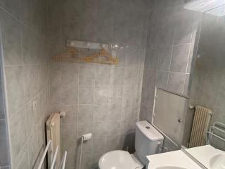 Studio moderne rénové aux pieds des pistes à Super Besse - FR-1-814-122 - 3