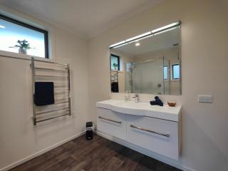 Mountain Views on Matai - 4