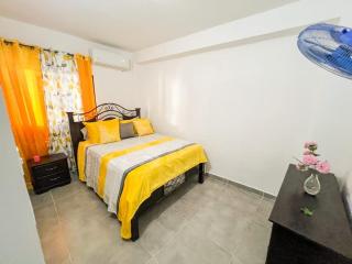 the tico cottage with the best service, - 4