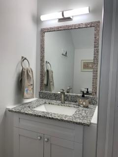 Cheerful 2 bedroom 1 and a half bathroom townhouse with pool - 6