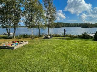 Lake Cottage With Private Pier At Lake Nömmen - 1