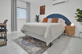 Suite Azul - fully-stocked, 1BR Apt with Private Patio and Free Parking - 8