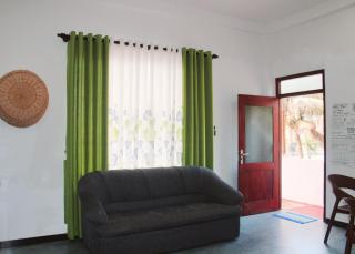 Dinuli Home Stay - 4