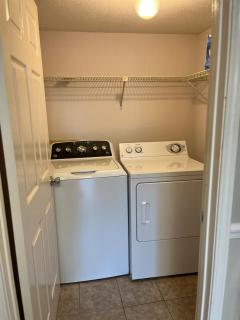 2 Bedroom Townhouse Retreat 10 min to UA Stadium - 6