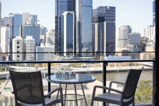 Panorama South Bank River View 2B Apartment - 9