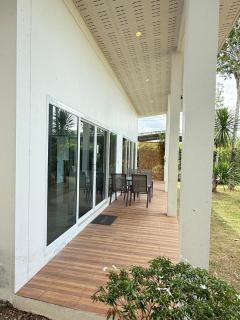 Alexa Garden House - 2