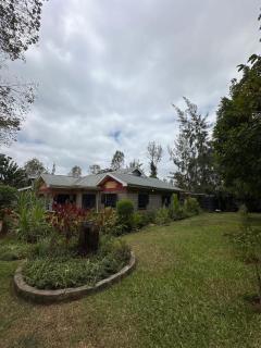 Gladstone Main House - 8