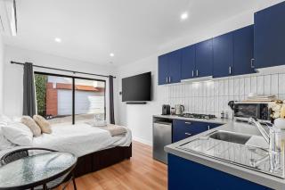 Middle Of Town With Parking! - 7