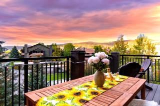 KBM Resorts Crestview Condos Spacious condo near Olympic Park with gas fireplace year-round pool hot tub and shuttle access CVC-308B - 9
