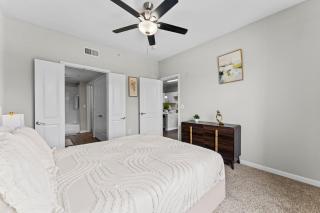 Bright 1BR in Magnolia Near Woodlands Waterway - 5