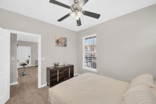 Charming 1BR Easy Access to The Woodlands - 8