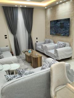 Fully Furnished Apt New Cairo - 2