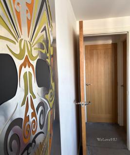 Boutique 1 Bedroom Duplex Suite on Marina-304 - 9