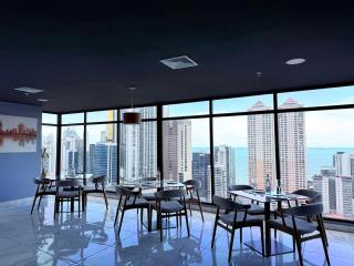 Cozy & Chic Apartment in The Gray - 4