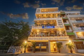 FabExpress Novel Suites - Nr Yashobhoomi Convention Centre - 0