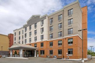 Country Inn & Suites by Radisson, Staten Island - 7