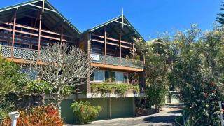 Spookys 5, 5 - 8 Bay St - 0