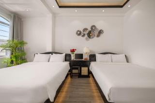 Golden Glow Hue City - 8