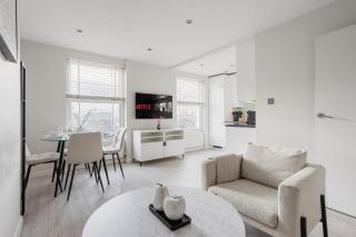 Stylish Kensington Gardens Flat - 5