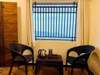 Humming Bird By Brown Tree Resorts - 9