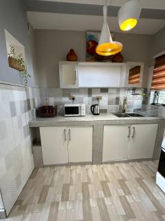 Apartments 3mins From US Embassy - 1