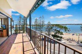 Lowanna Unit 14, 24 Bulcock Beach Esplanade, Bulcock Beach - 0