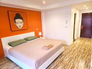 Al Fiore Guesthouse Pattaya - 9