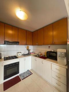 Riverbank suites 1008 - 4