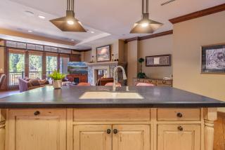Reduce Rates w/ Skating Rink View in Northstar Village! Great Bear 404 - 3