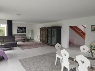 Haus mit Garten bei Wien - 1