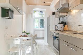Lovely 2BR Apartment, Near U6 Schöpfwerk - 6