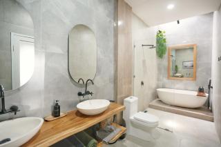 Villa Karibu Canggu-2BR with pool & rooftop - 5