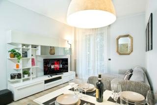 Cozy Home Milano 5 posti letto - 15 minuti dal Duomo - Metro M1 a 4 minuti - AC - Wifi - Netflix - 8