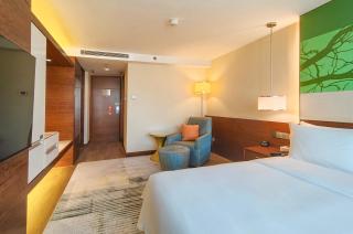 Holiday Inn Shenzhen Donghua by IHG - 2