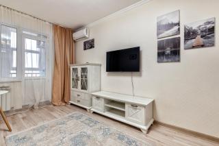 European two-room apartment in Orynbor Towers - 9