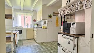 Cottage surrounded by peaceful nature in Tegneby - 1